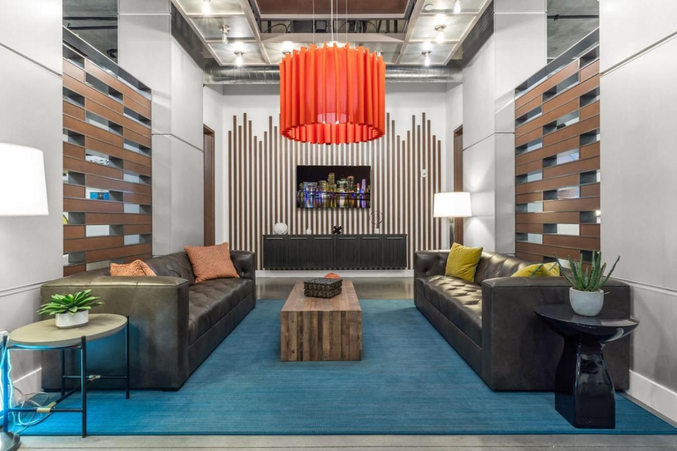 Modern 2 Bed Getaway Steps From Tropicana Field سانت بطرسبرج المظهر الخارجي الصورة