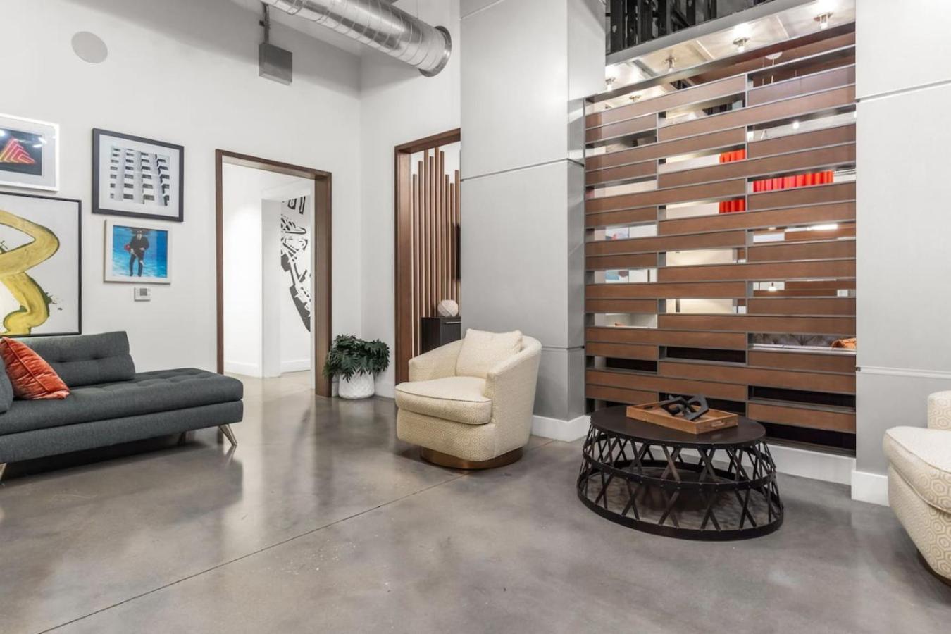 Modern 2 Bed Getaway Steps From Tropicana Field سانت بطرسبرج المظهر الخارجي الصورة